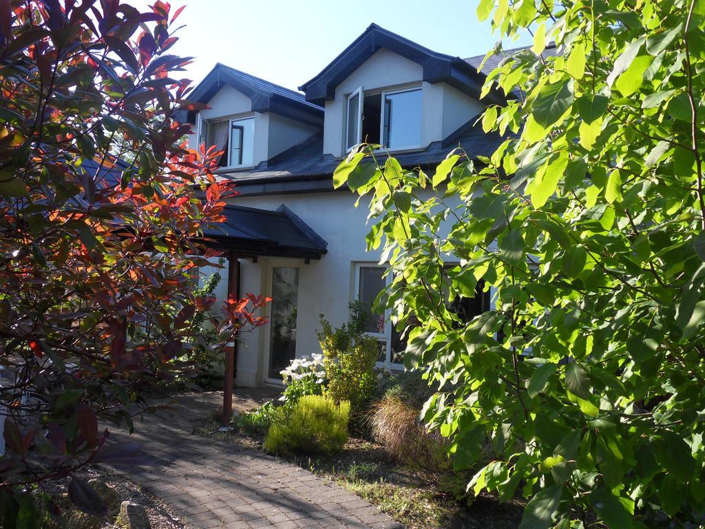 Ethan House Holiday Suites Killarney Extérieur photo