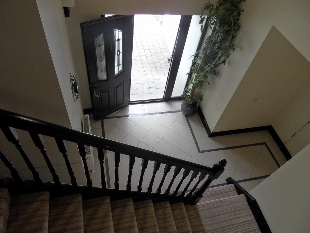 Ethan House Holiday Suites Killarney Extérieur photo
