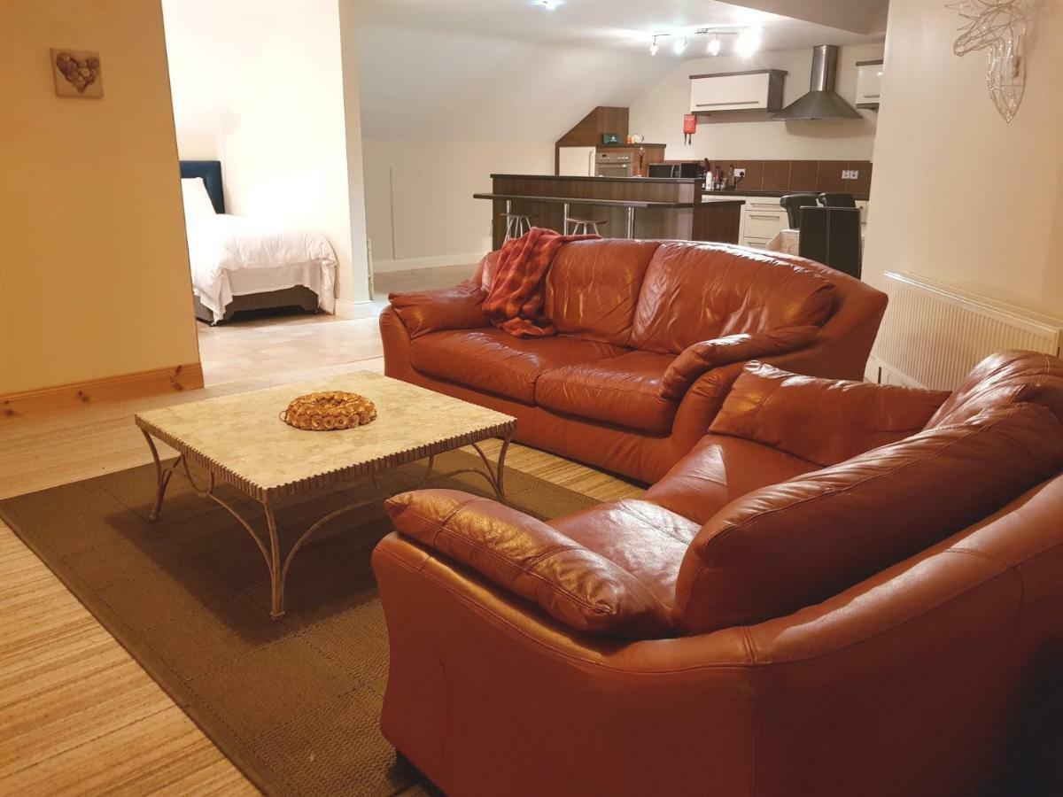 Ethan House Holiday Suites Killarney Extérieur photo